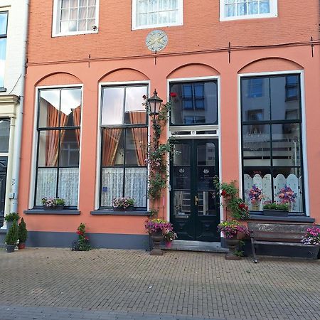 カンペン De Zevenster "Gevestigd Aan De Winkelstraat" Bed & Breakfast エクステリア 写真