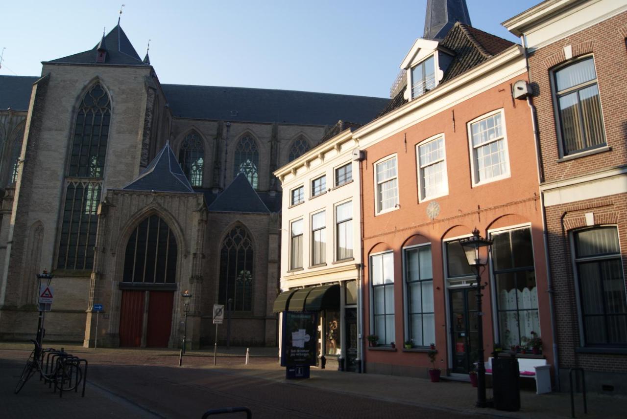カンペン De Zevenster "Gevestigd Aan De Winkelstraat" Bed & Breakfast エクステリア 写真