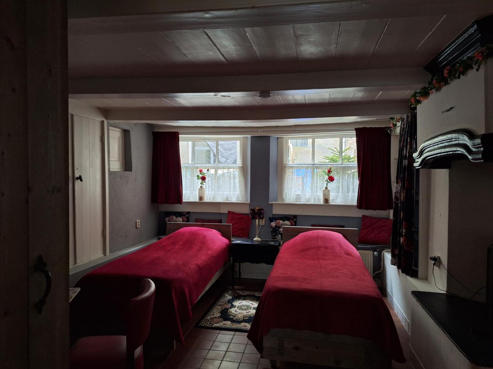 カンペン De Zevenster "Gevestigd Aan De Winkelstraat" Bed & Breakfast エクステリア 写真