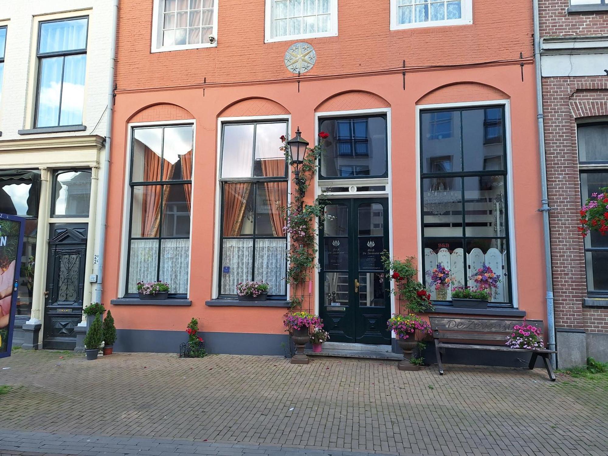 カンペン De Zevenster "Gevestigd Aan De Winkelstraat" Bed & Breakfast エクステリア 写真