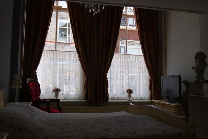 カンペン De Zevenster "Gevestigd Aan De Winkelstraat" Bed & Breakfast エクステリア 写真